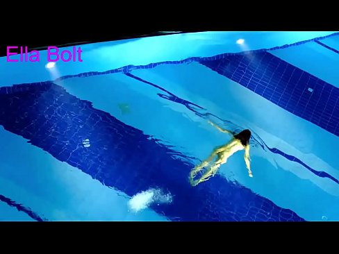 ❤️ నేను చూడటం ఆపలేను, ELLA BOLT రిసార్ట్ పూల్లో నగ్నంగా ఈత కొడుతూ దొరికిన యువ అందగత్తె ❌ క్వాలిటీ పోర్న్ te.sexeey.ru ☑